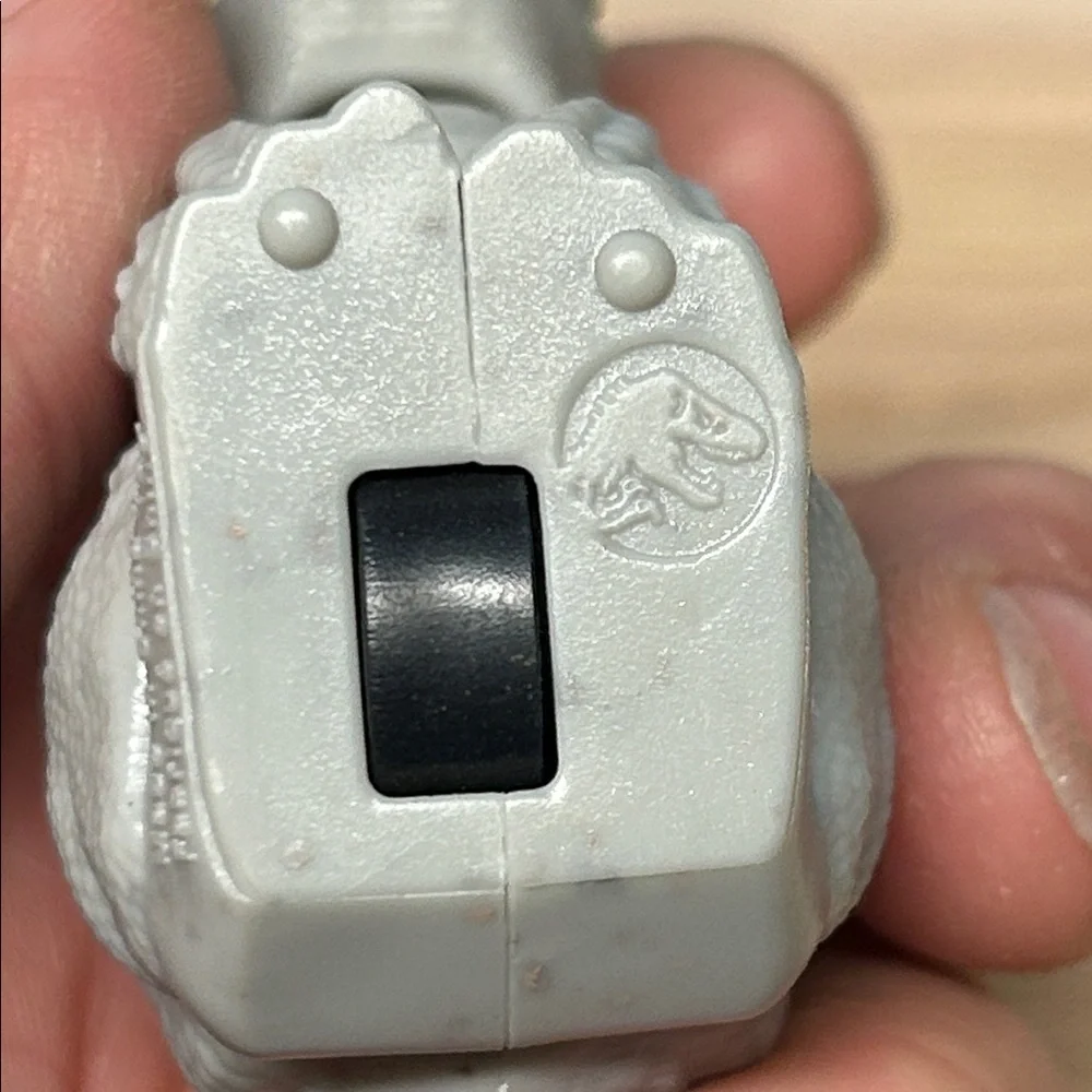 Figurine Mcdonalds 2020 Toy Jurassic World Camp Crétacé Indominus Rex - Canada - Picture 6 of 6
